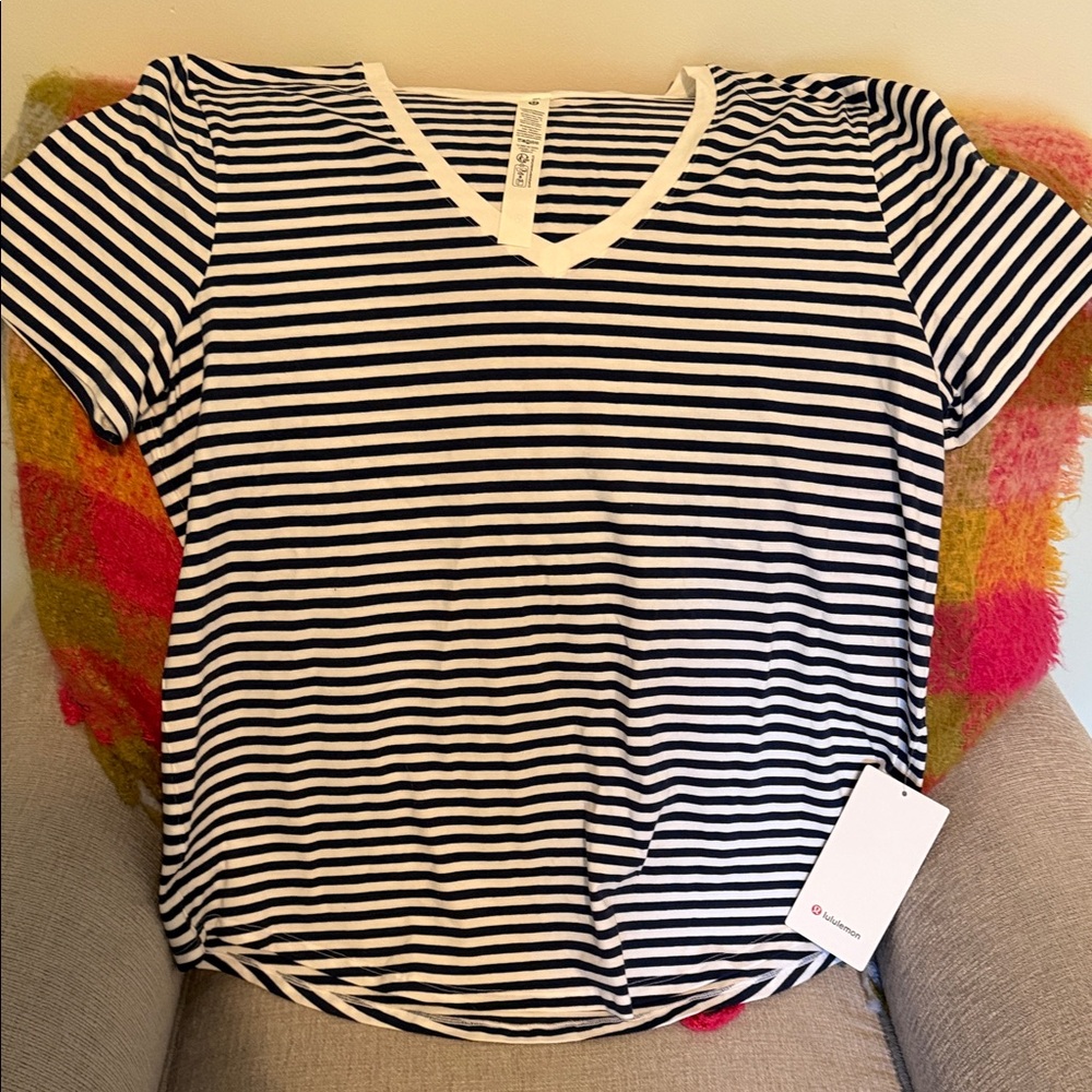 NWT lululemon athletica Navy and White Striped V-Neck Tee